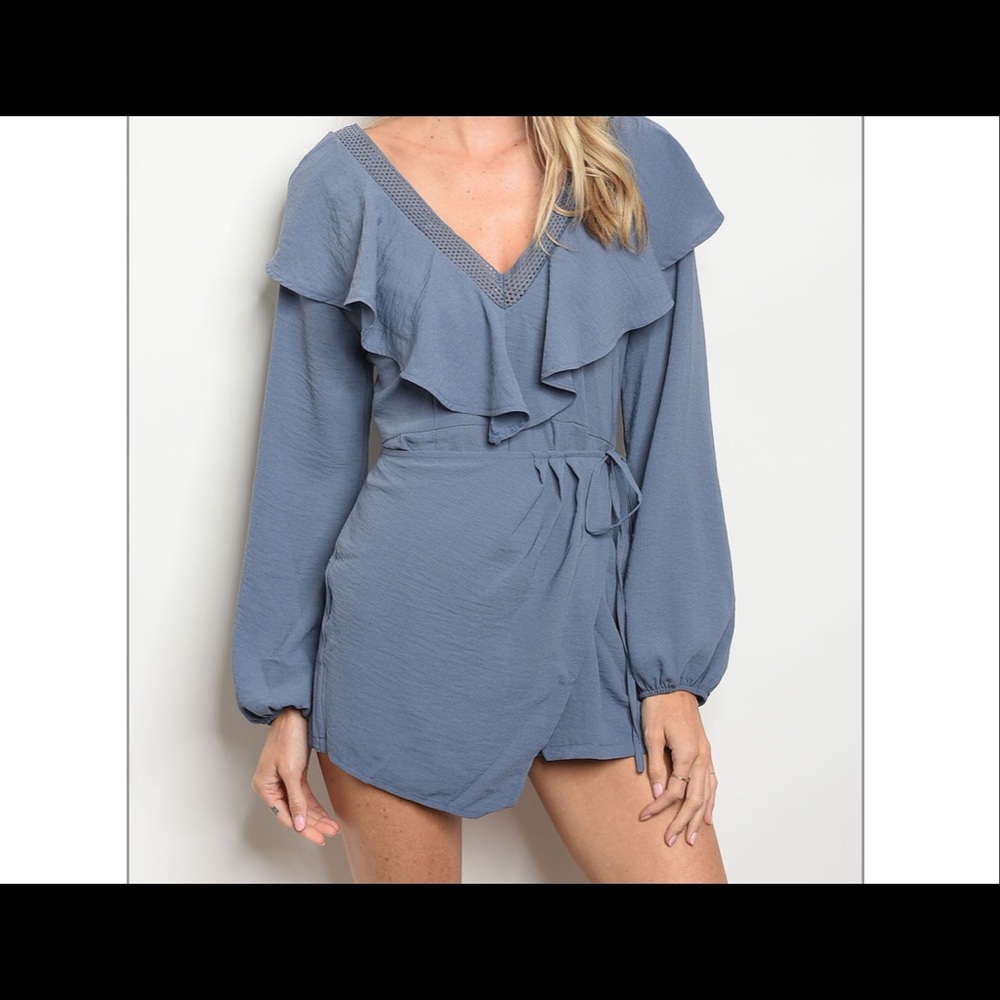 New 5⭐️Romper V in the front & back Wrap Tie waist - Picture 4 of 4